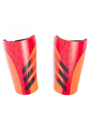 Футбольные щитки Adidas PRED SG TRN